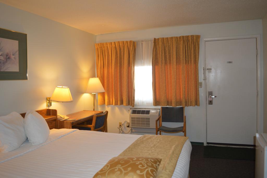 Circle 5 Motel Olds Δωμάτιο φωτογραφία